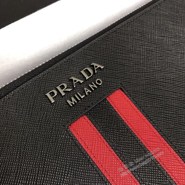 prada手包 普拉達十字紋牛皮手拿包 2NG005 PRADA經典熱賣男士手包  pyd2258